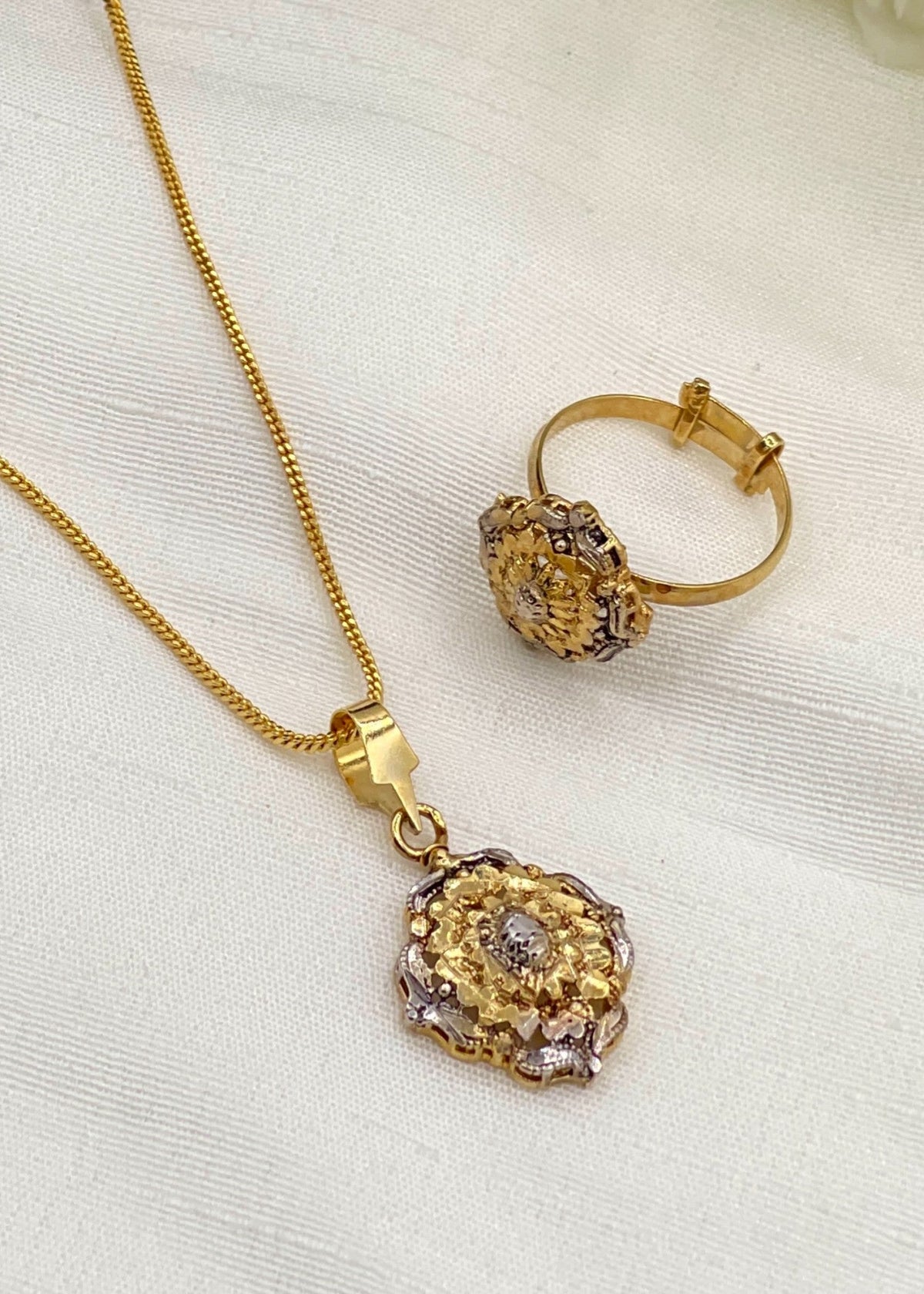 Shop the Floral Suite Combo Set Gold Polish from Zarosh Jewel