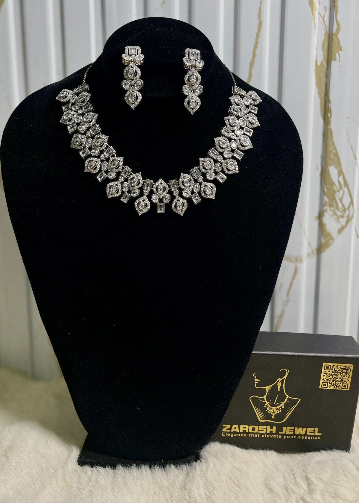 Shop the Gauhar Necklace Set from Zarosh Jewel