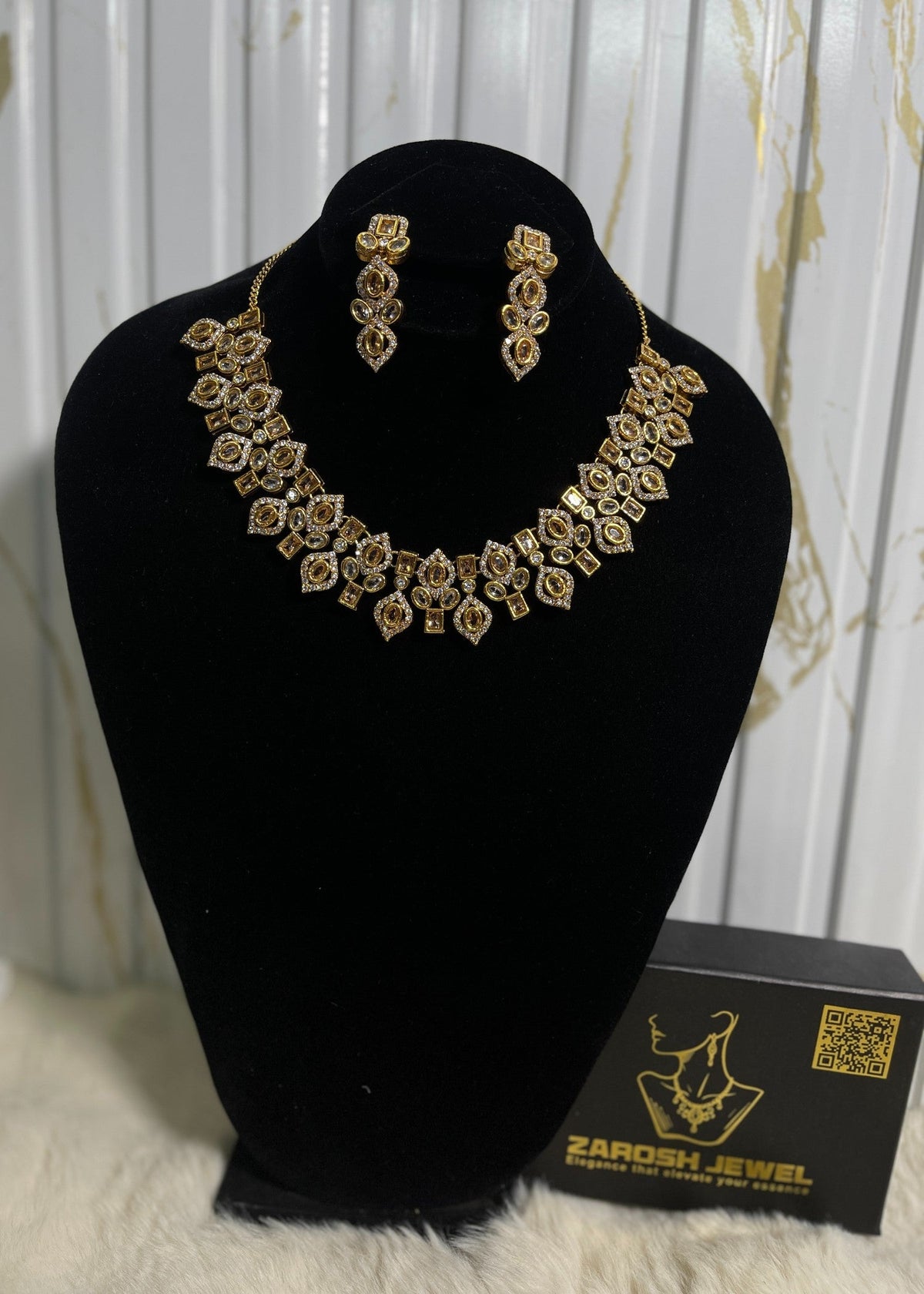 Shop the Gauhar Necklace Set from Zarosh Jewel