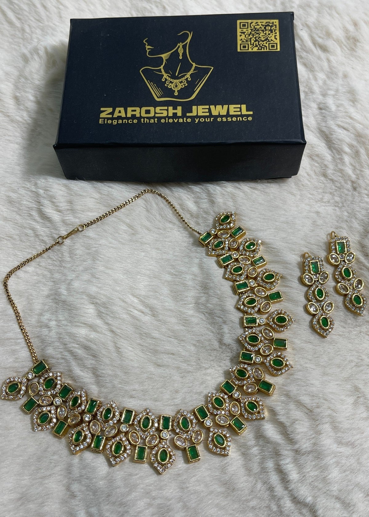 Shop the Gauhar Necklace Set from Zarosh Jewel