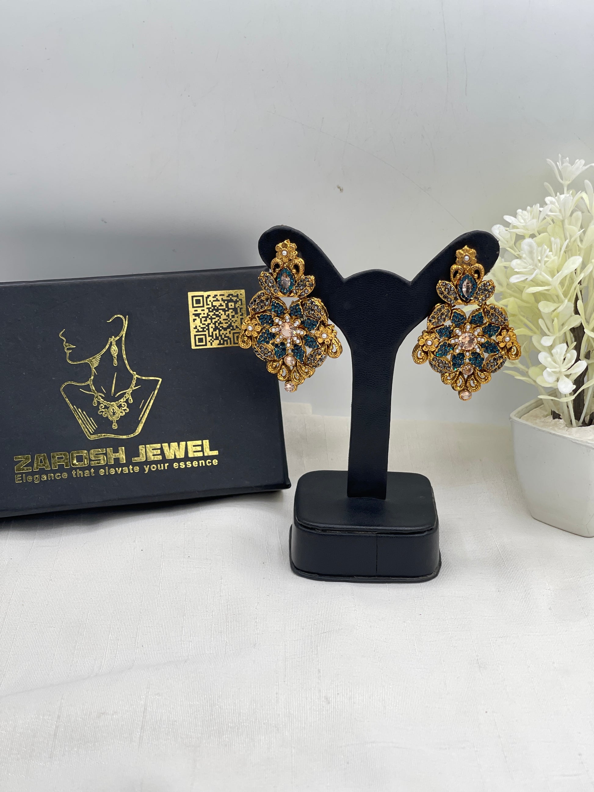 Ghania Premium Earring