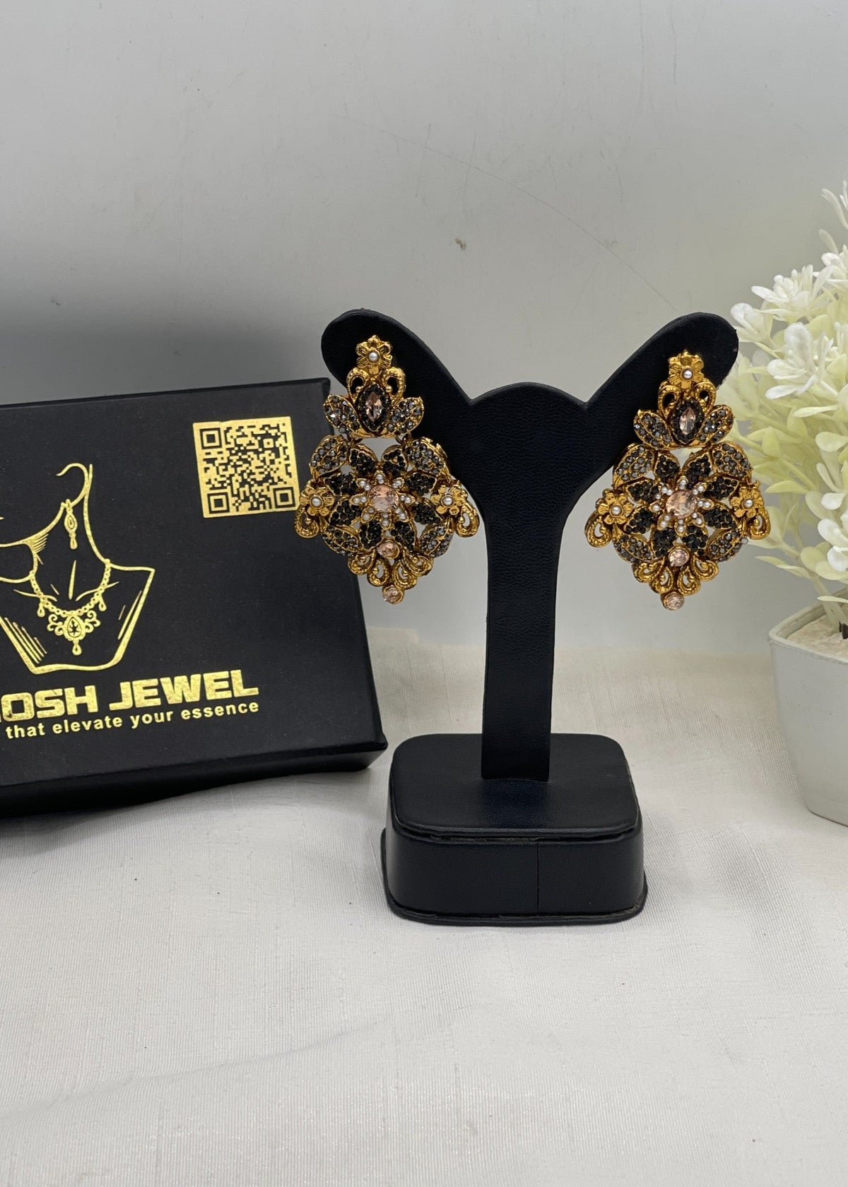 Shop the Ghania Premium Earring from Zarosh Jewel