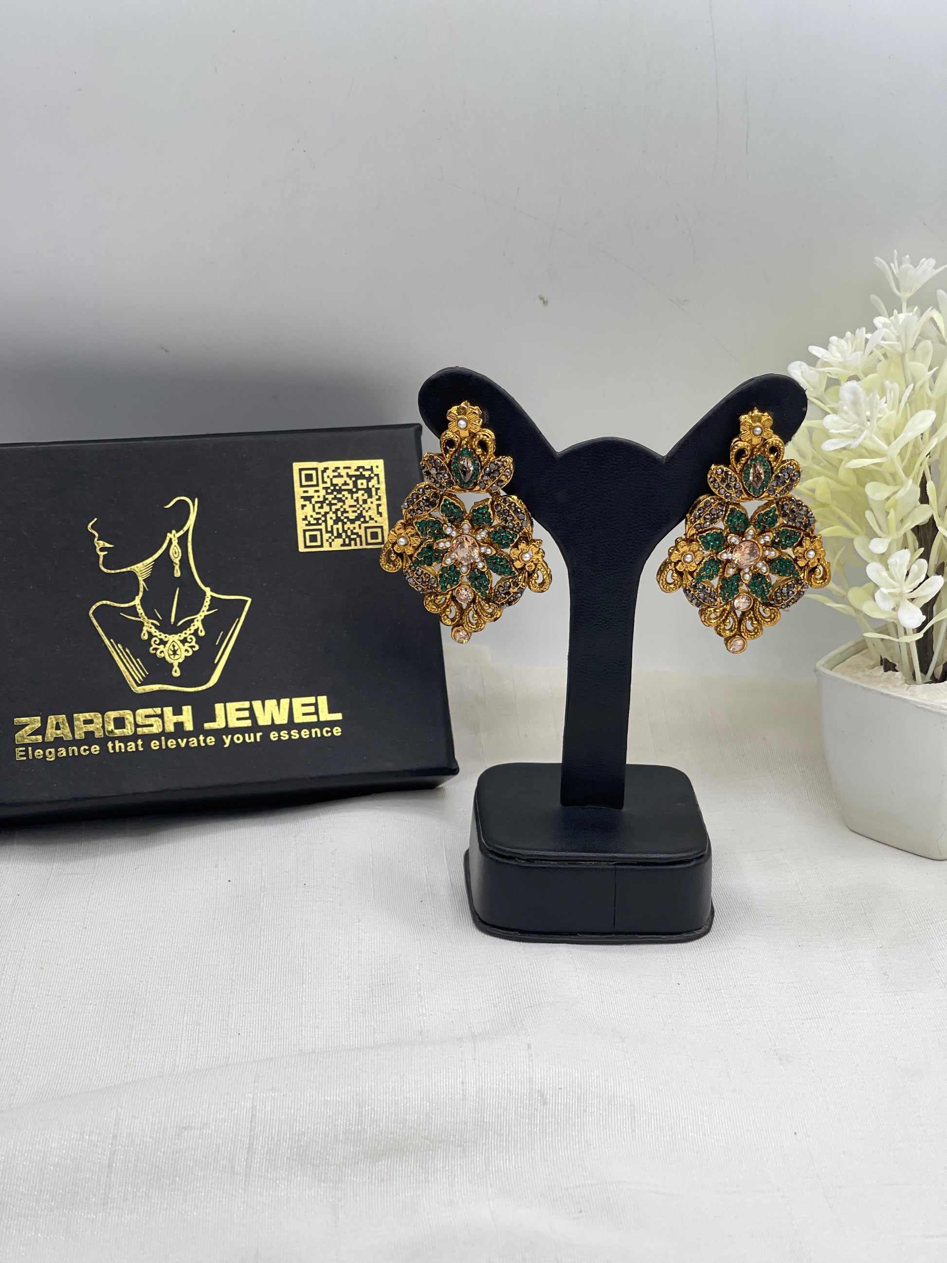 Ghania Premium Earring