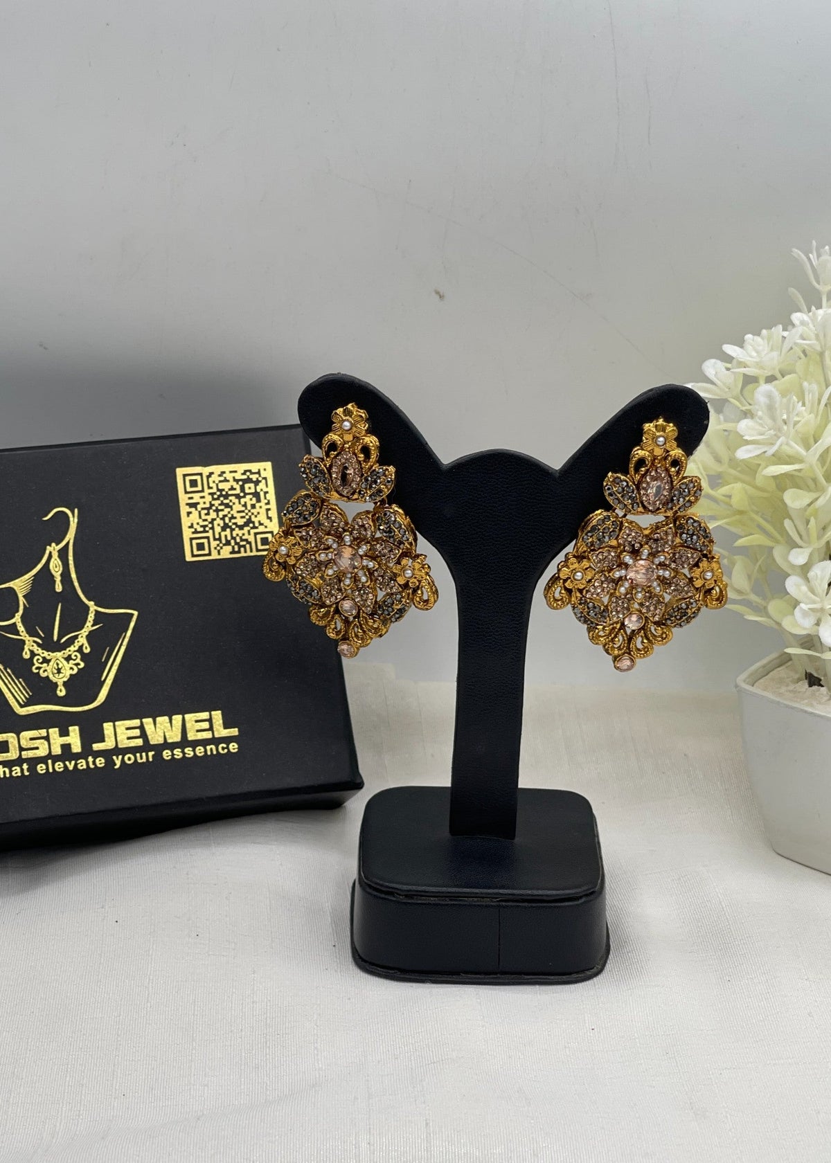 Shop the Ghania Premium Earring from Zarosh Jewel