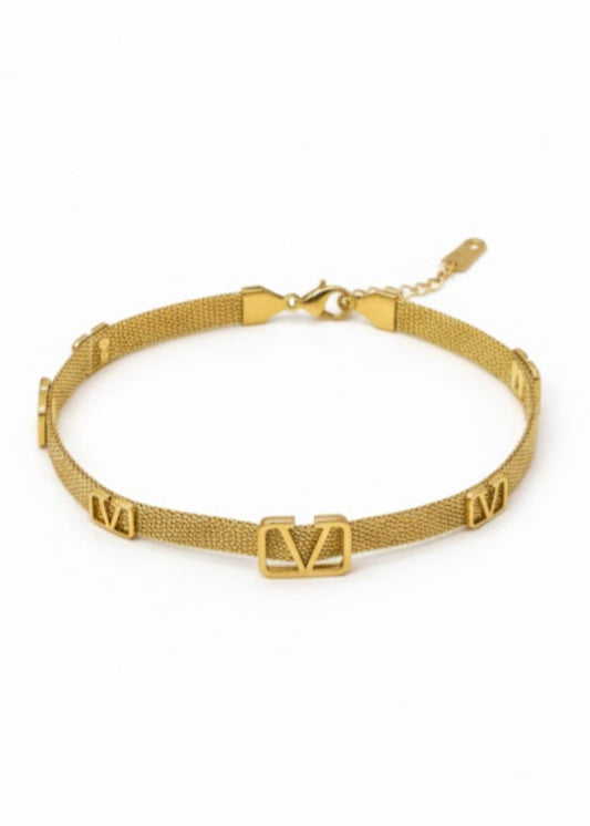 Golden Mesh “V” Bracelet by Zarosh Jewel