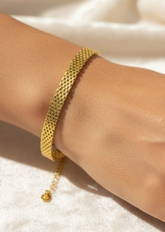 Golden Weave Mesh Bracelet by Zarosh Jewel
