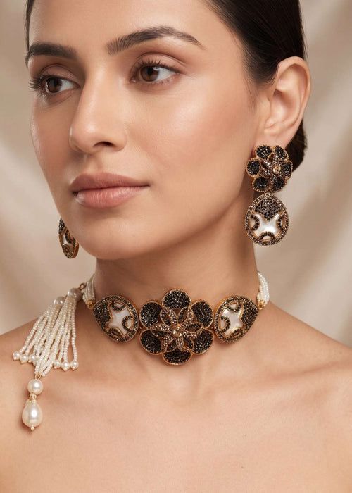 Gul-e-naz Choker Set by Zarosh Jewel