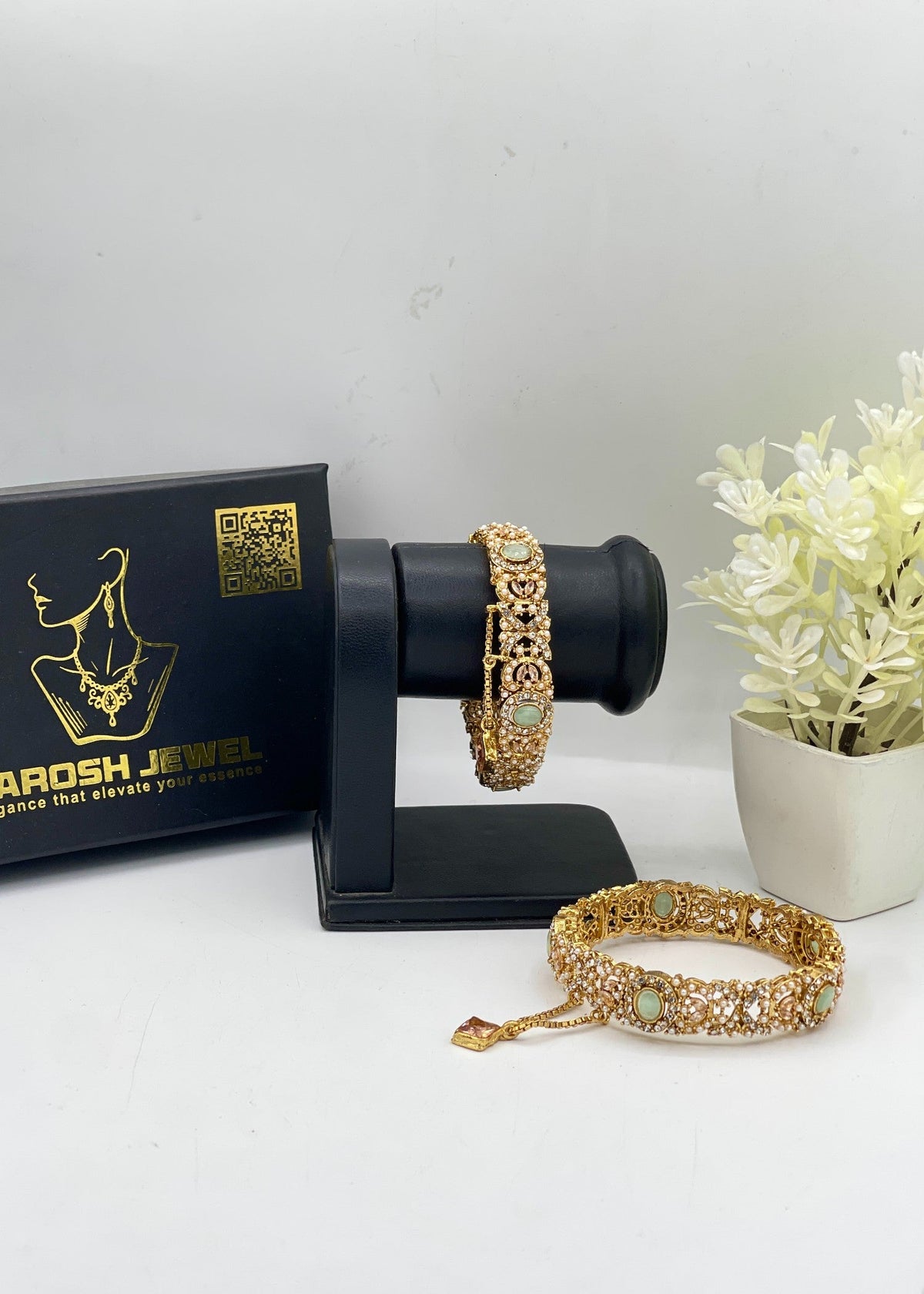Shop the Hafsa Openable Bangle Set from Zarosh Jewel