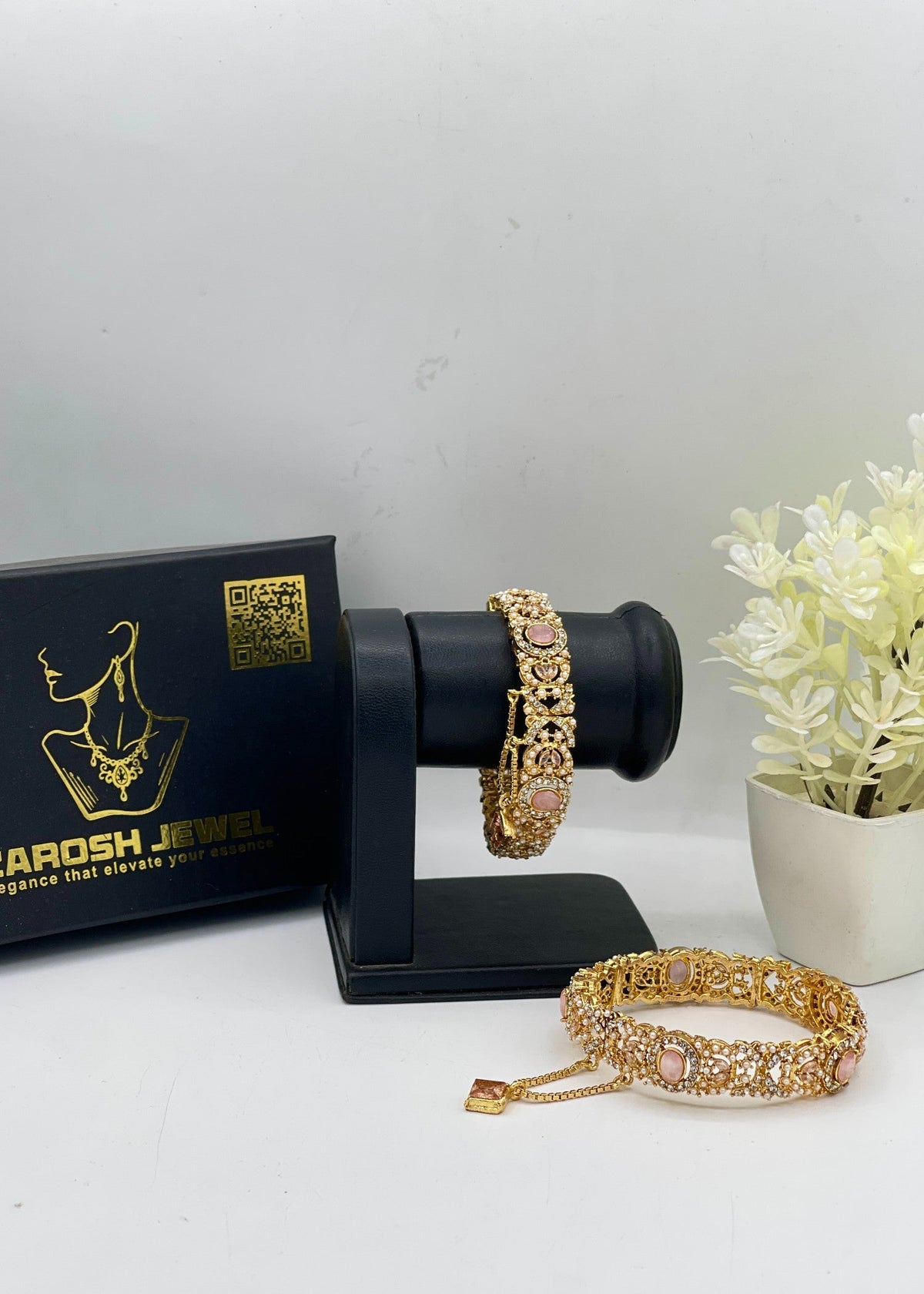 Shop the Hafsa Openable Bangle Set from Zarosh Jewel