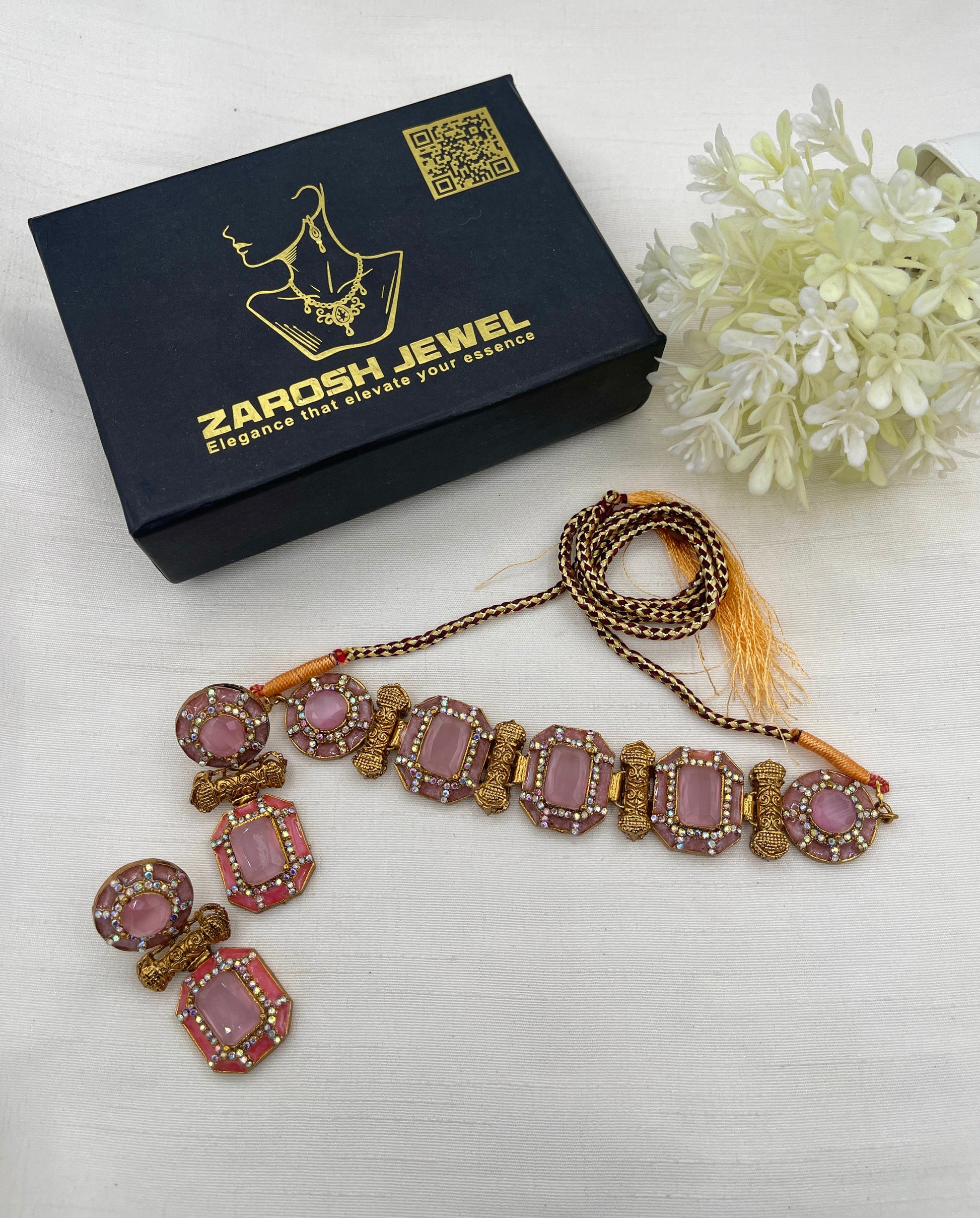 Hala Heritage Choker Set