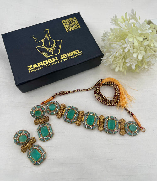 Hala Heritage Choker Set