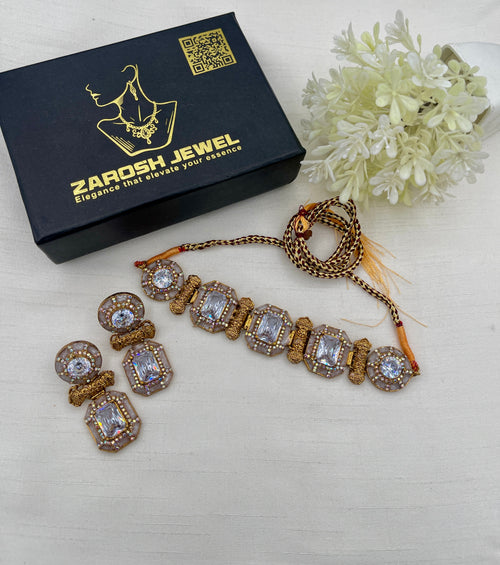 Hala Heritage Choker Set
