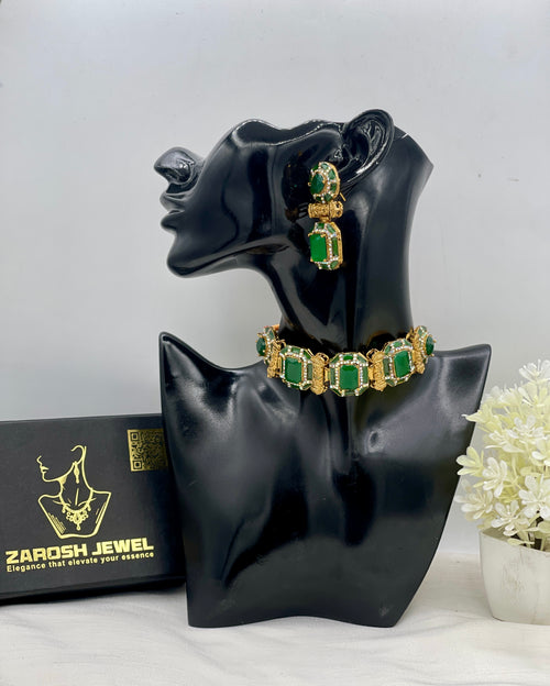 Hala Heritage Choker Set