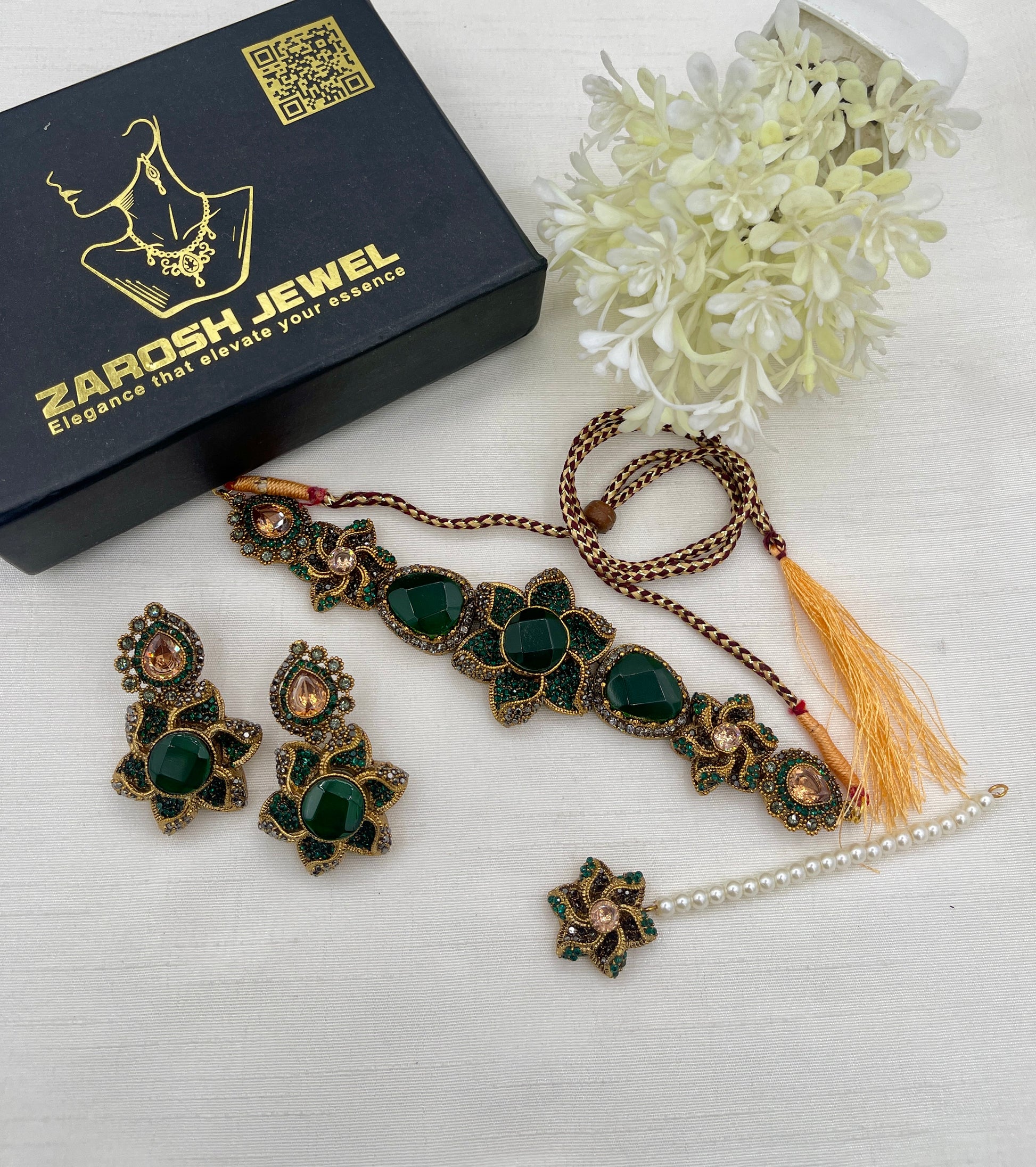 Hameeda Premuim Choker Set