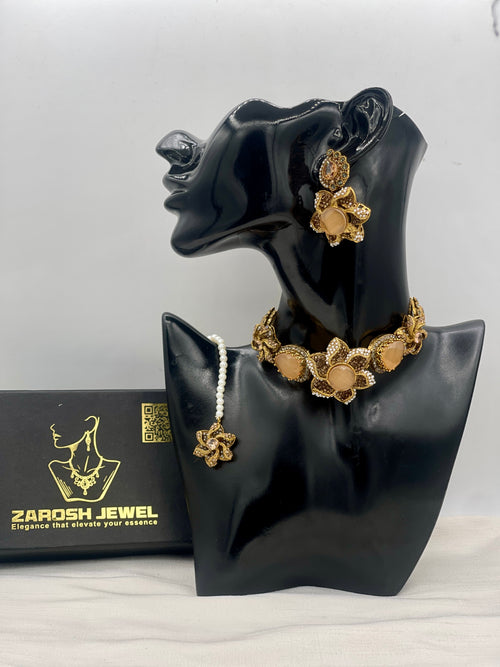 Hameeda Premuim Choker Set