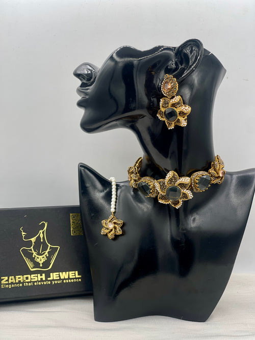 Hameeda Premuim Choker Set