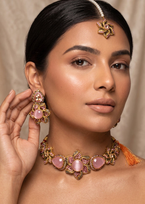 Shop the Hameeda Premuim Choker Set from Zarosh Jewel