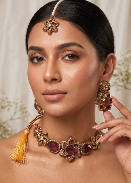 Shop the Hameeda Premuim Choker Set from Zarosh Jewel