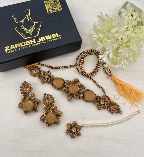 Hameeda Premuim Choker Set