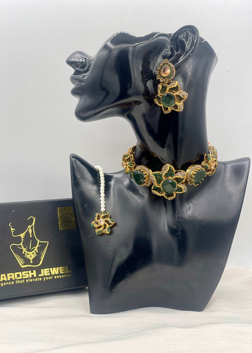Shop the Hameeda Premuim Choker Set from Zarosh Jewel