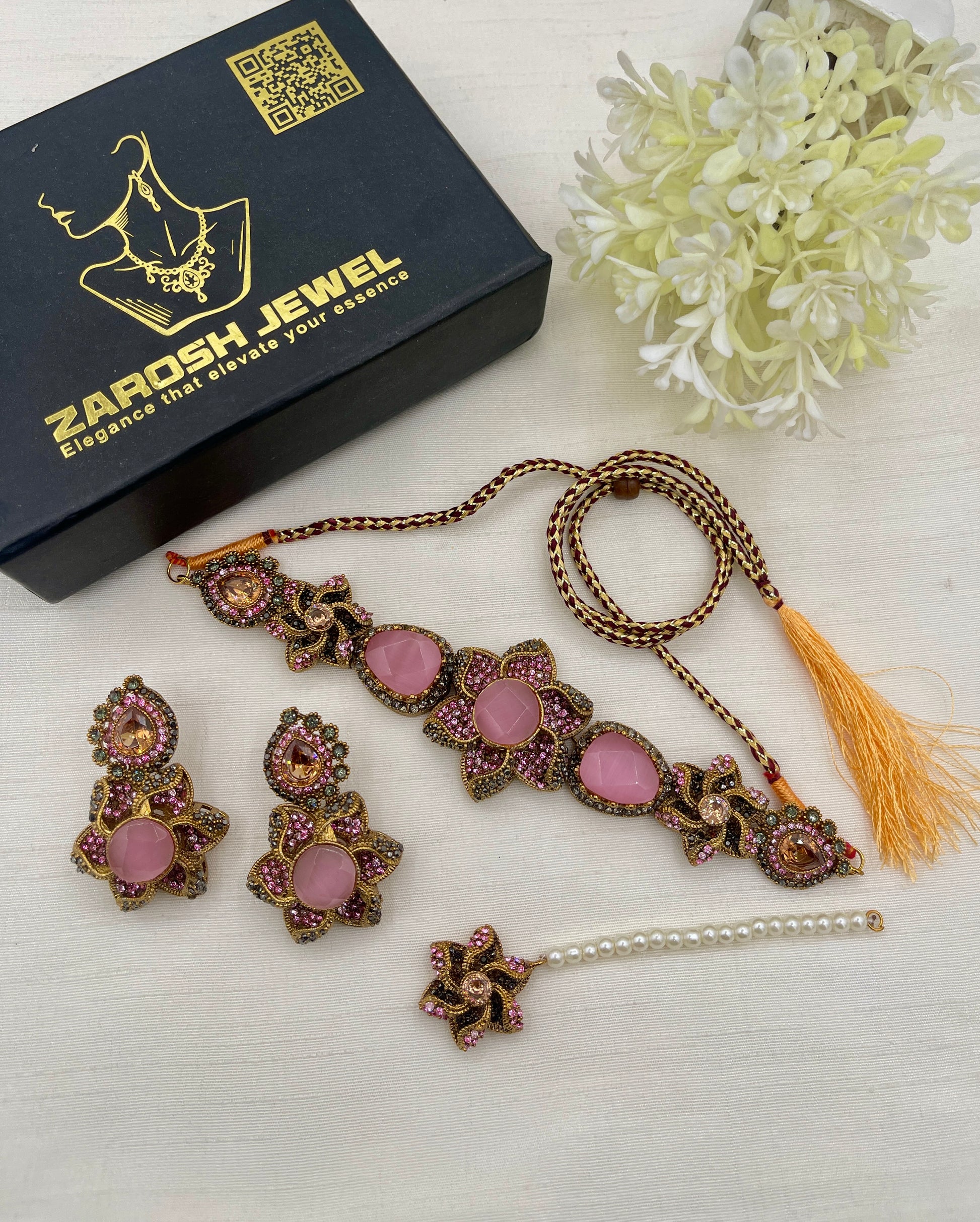 Hameeda Premuim Choker Set
