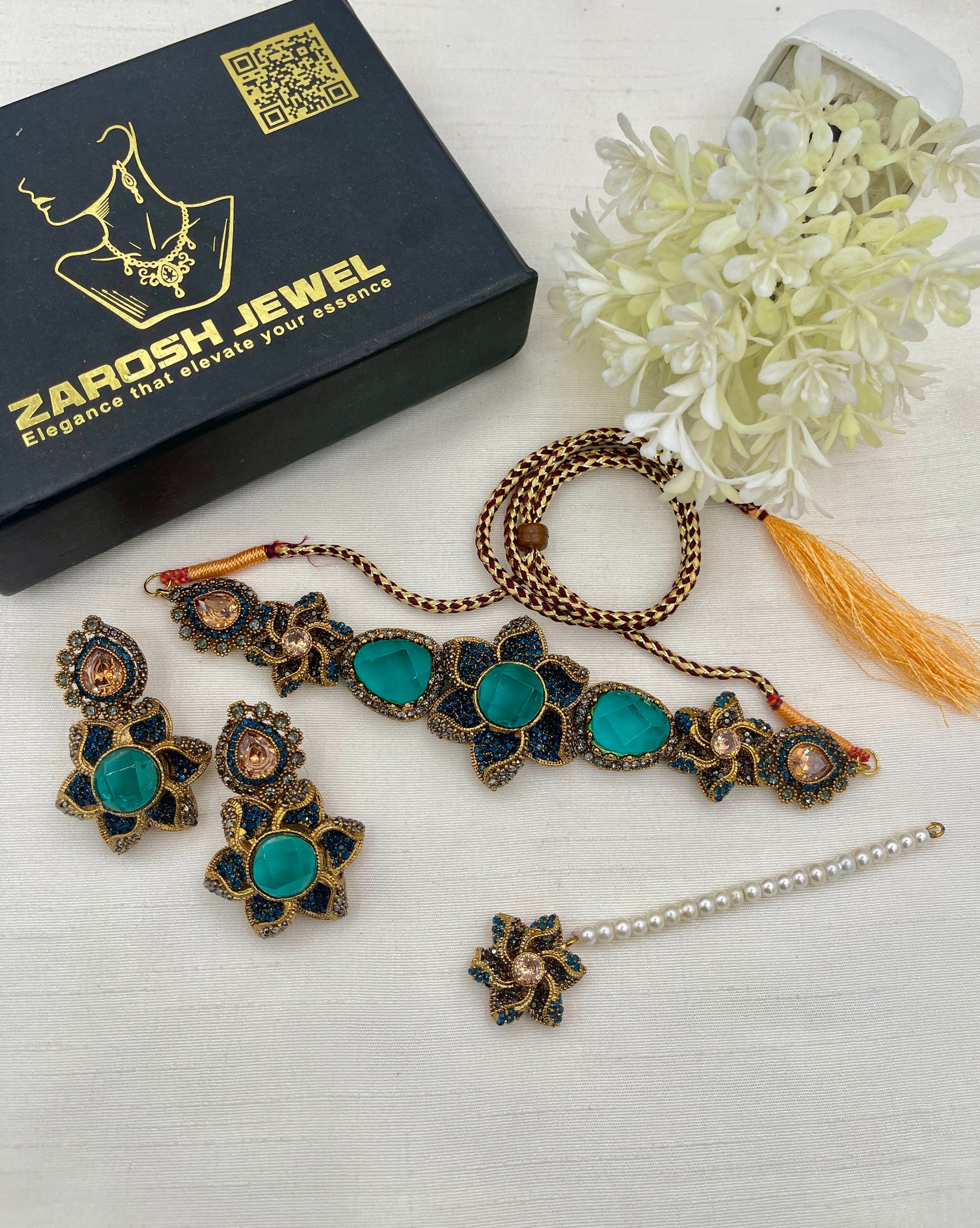 Hameeda Premuim Choker Set
