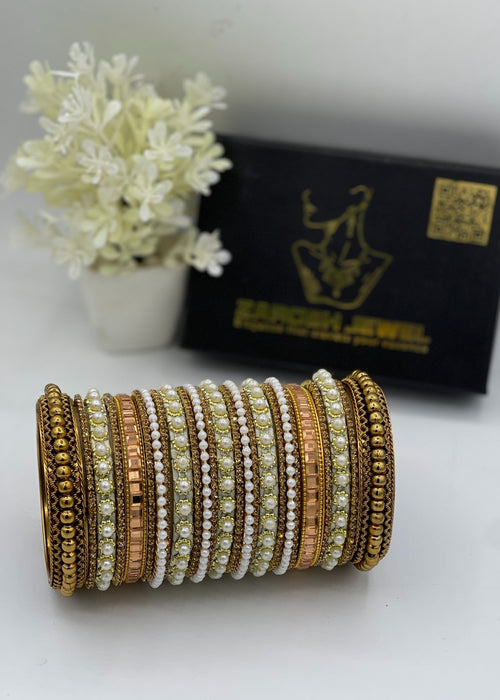Hanan Bangle Set by Zarosh Jewel