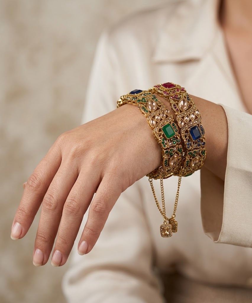 Hawra Adjustable Bangle