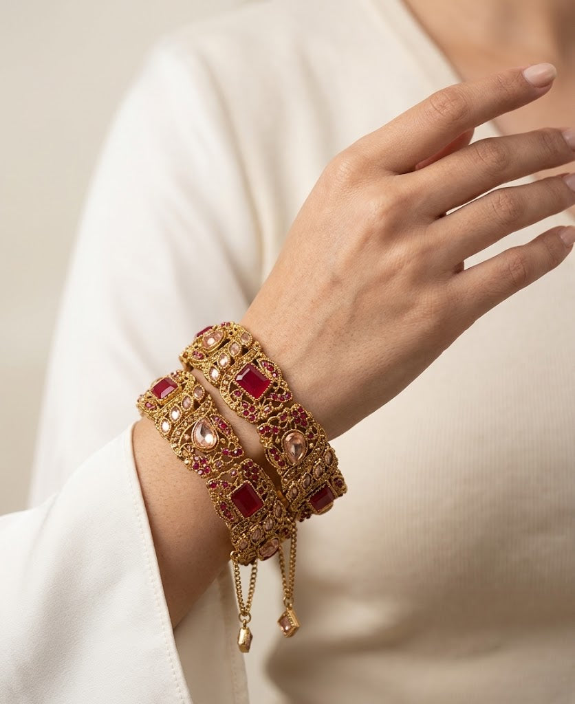 Hawra Adjustable Bangle