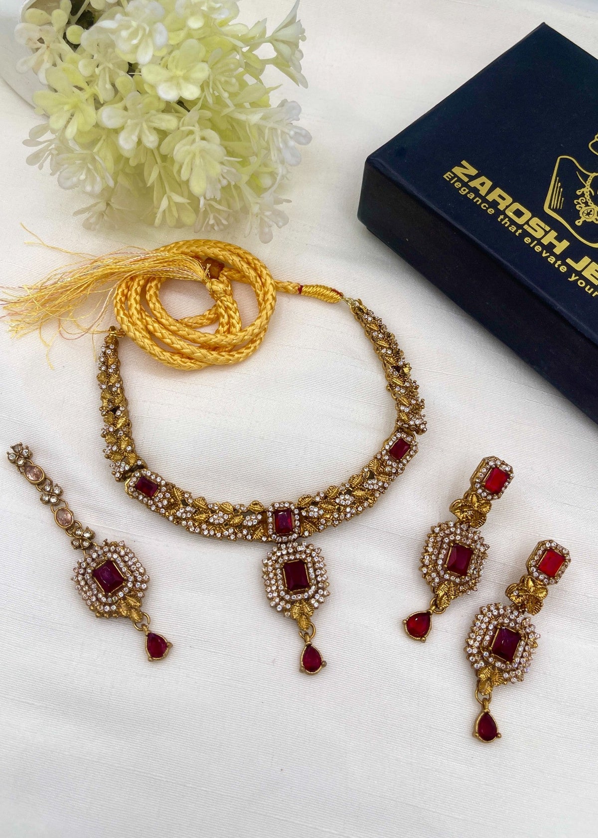 Shop the Hawwa Necklace Set from Zarosh Jewel