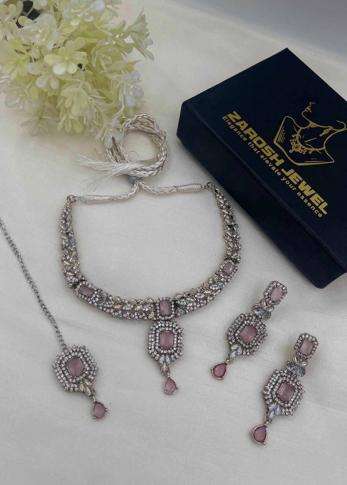 Shop the Hawwa Necklace Set from Zarosh Jewel