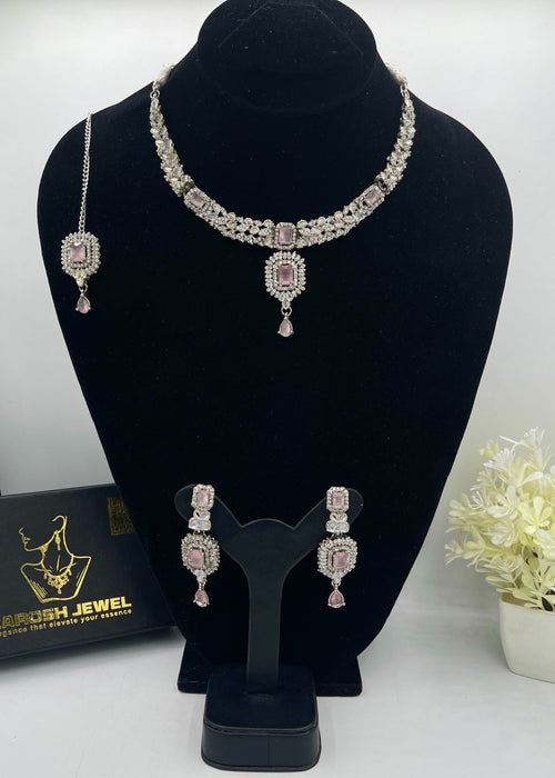 Shop the Hawwa Necklace Set from Zarosh Jewel