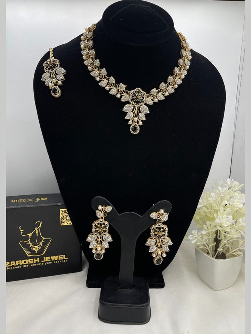 Shop the Hazel Necklace Set from Zarosh Jewel
