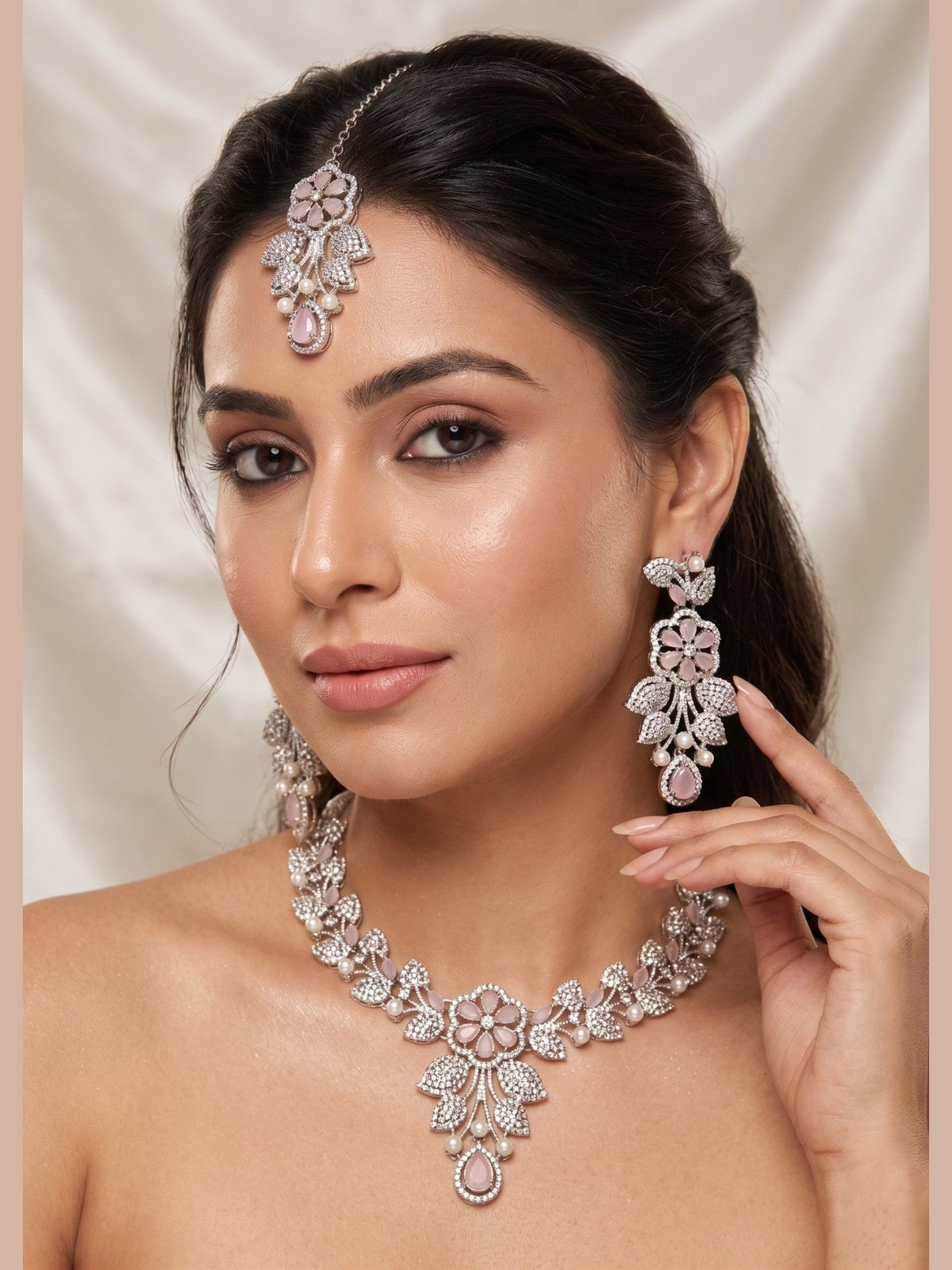 Shop the Hazel Necklace Set from Zarosh Jewel