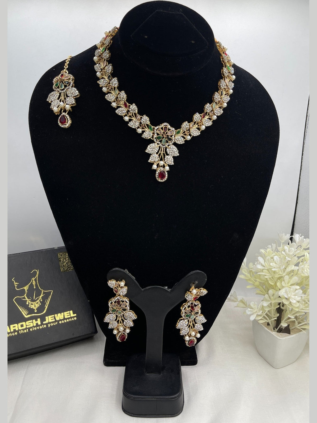Shop the Hazel Necklace Set from Zarosh Jewel