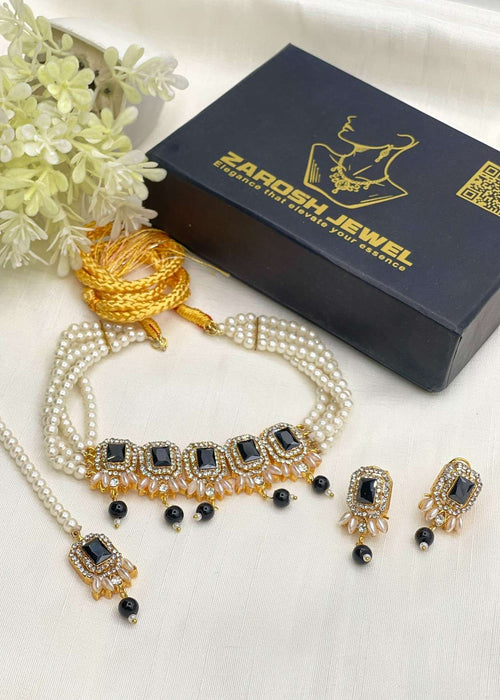 Shop the Heritage Pearl Choker Set from Zarosh Jewel