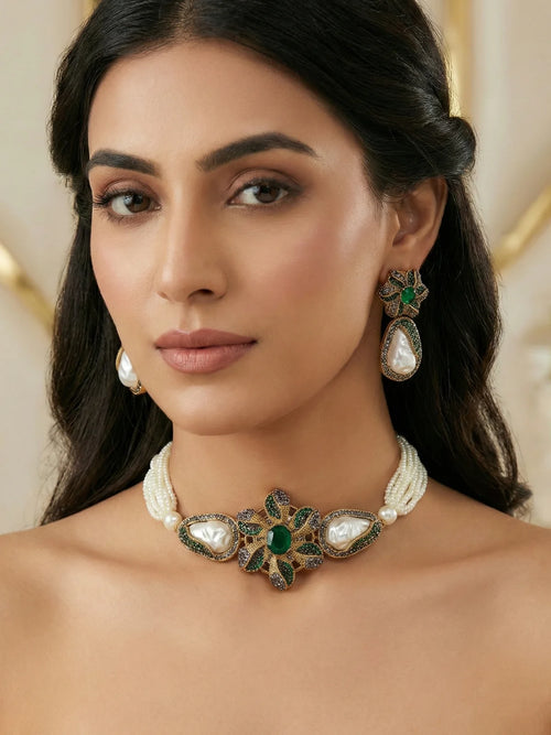 Hira Elegance Choker Set