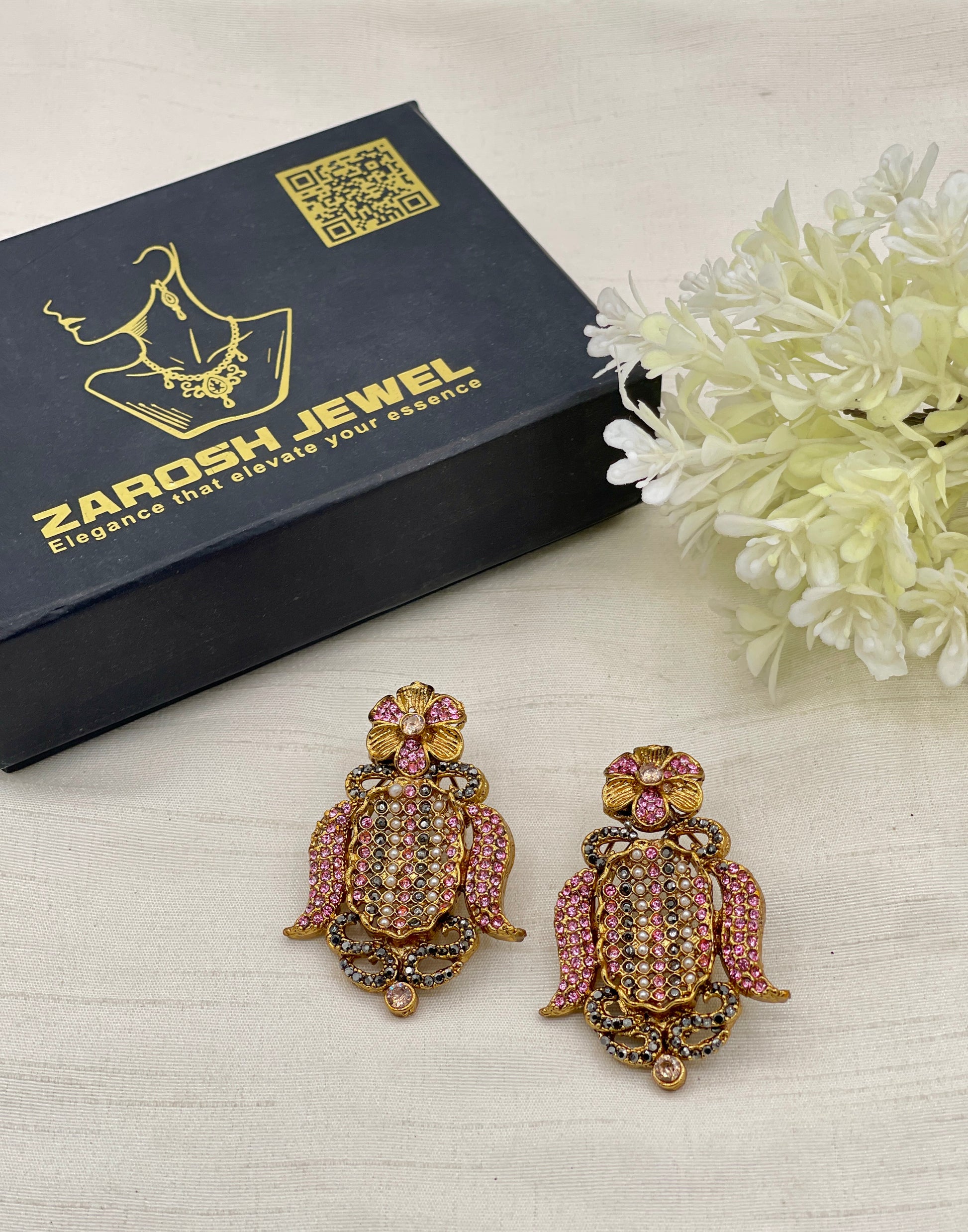 Huda Earring