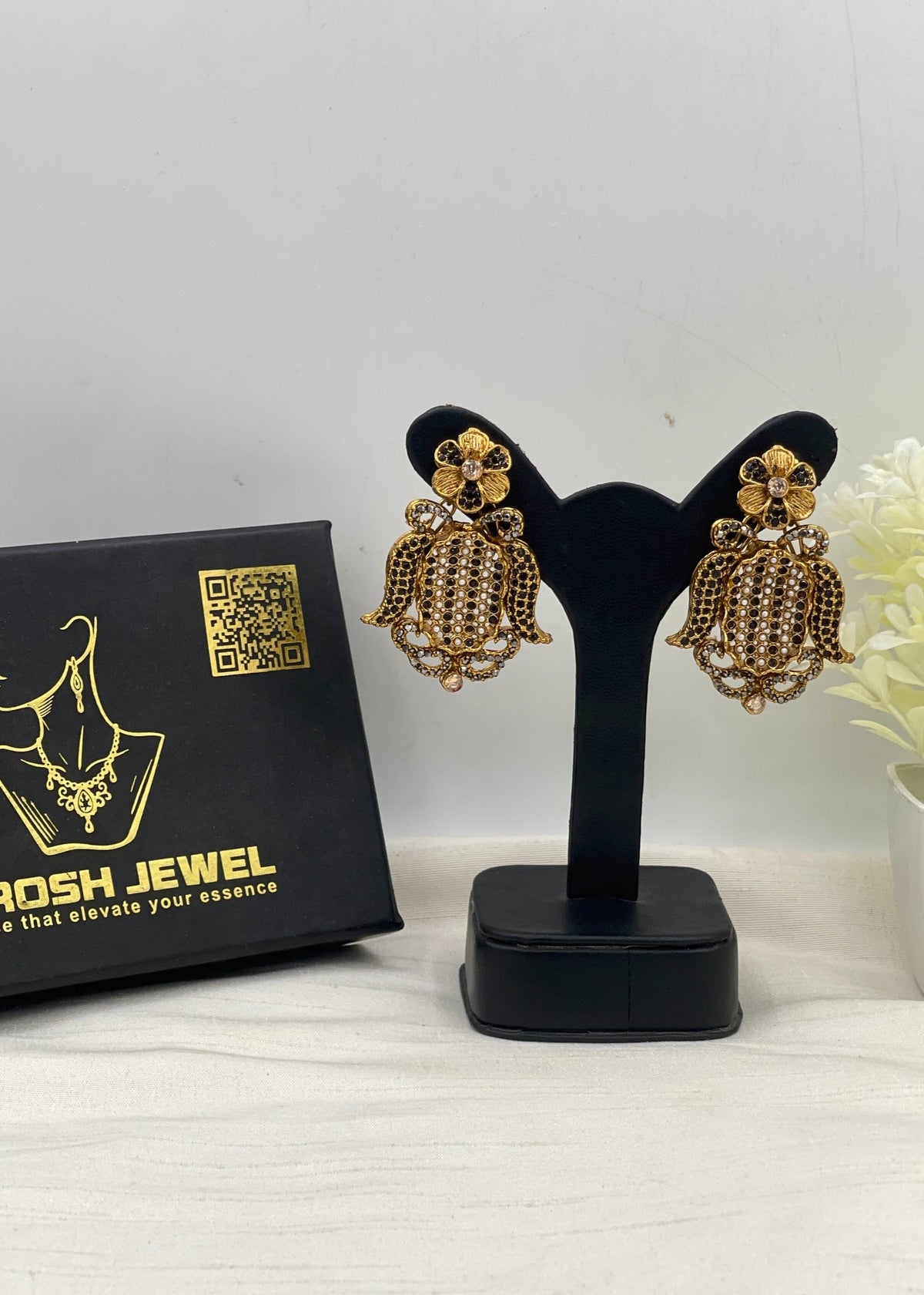 Shop the Huda Earring from Zarosh Jewel