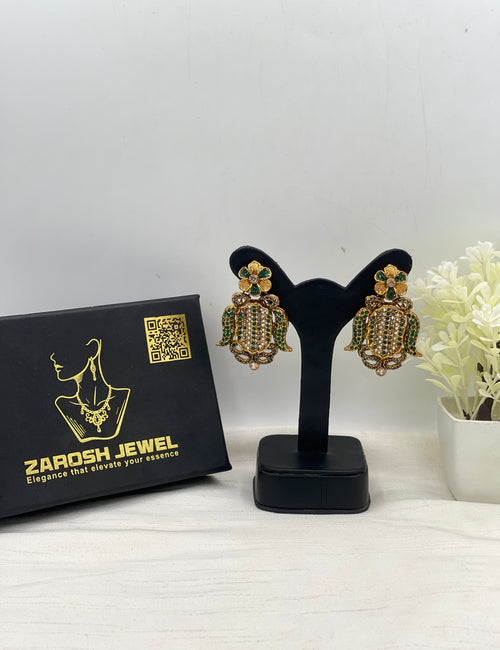 Huda Earring