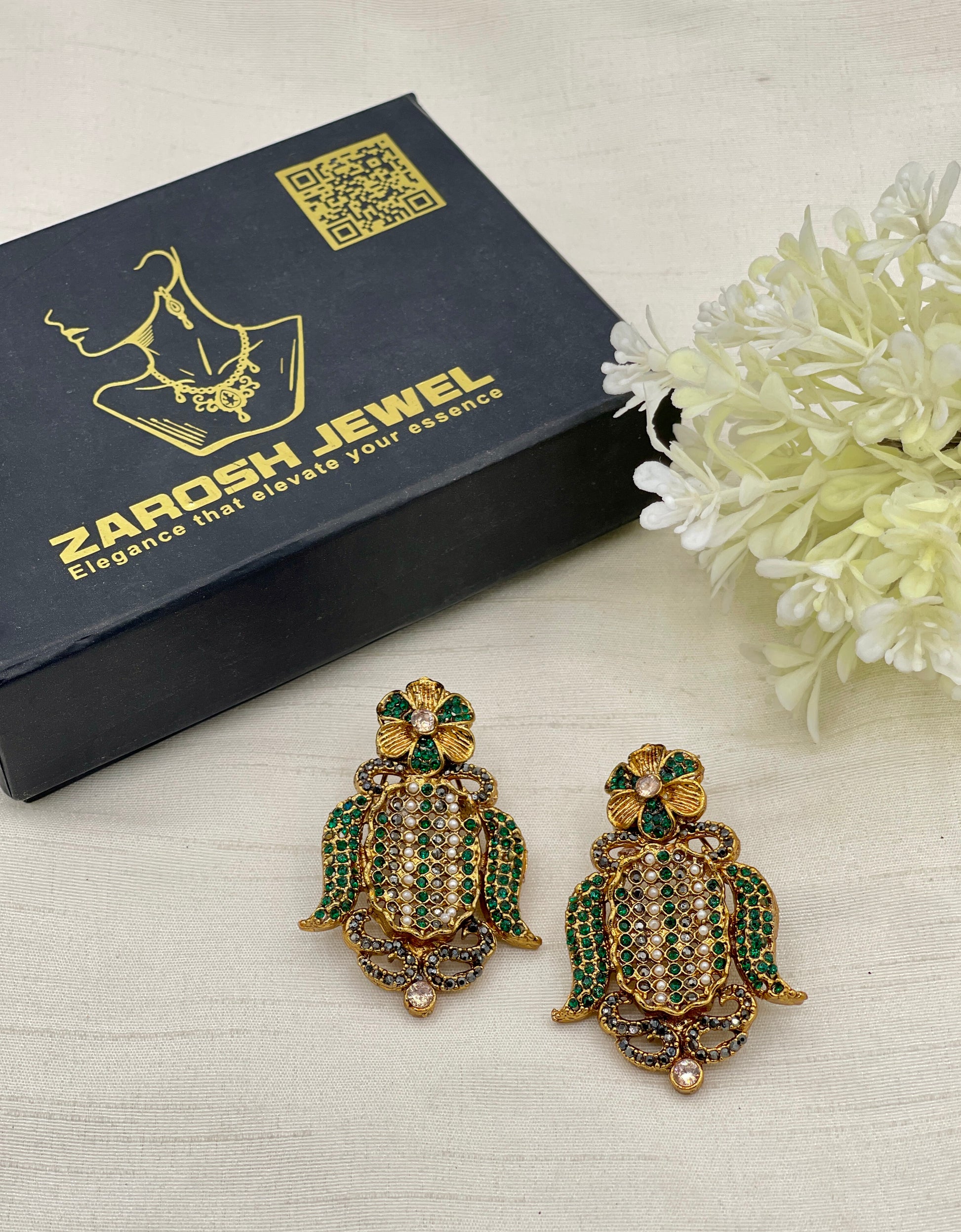 Huda Earring