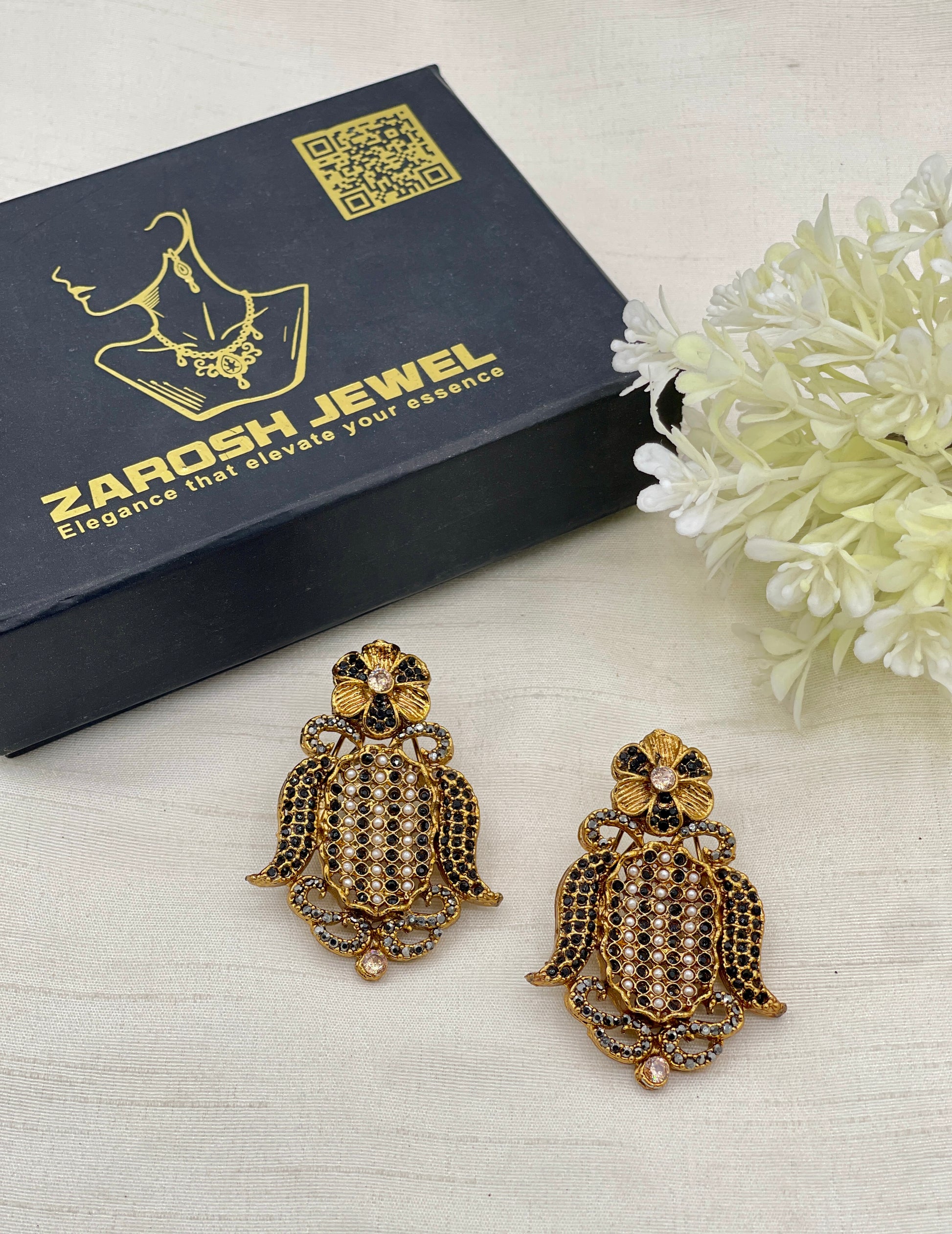 Huda Earring