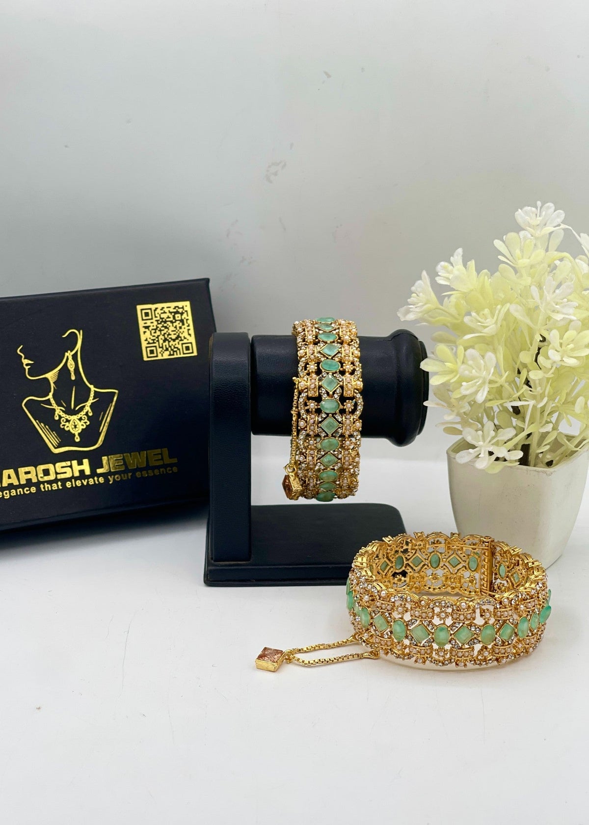 Shop the Humaira Openable Bangle Set from Zarosh Jewel