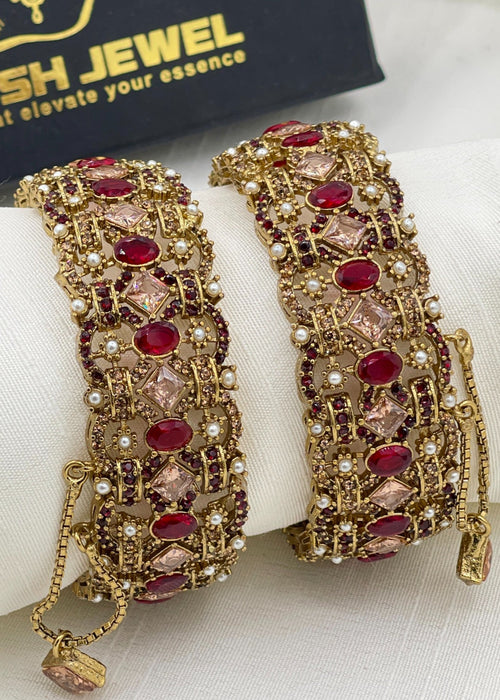 Shop the Humaira Openable Bangle Set from Zarosh Jewel