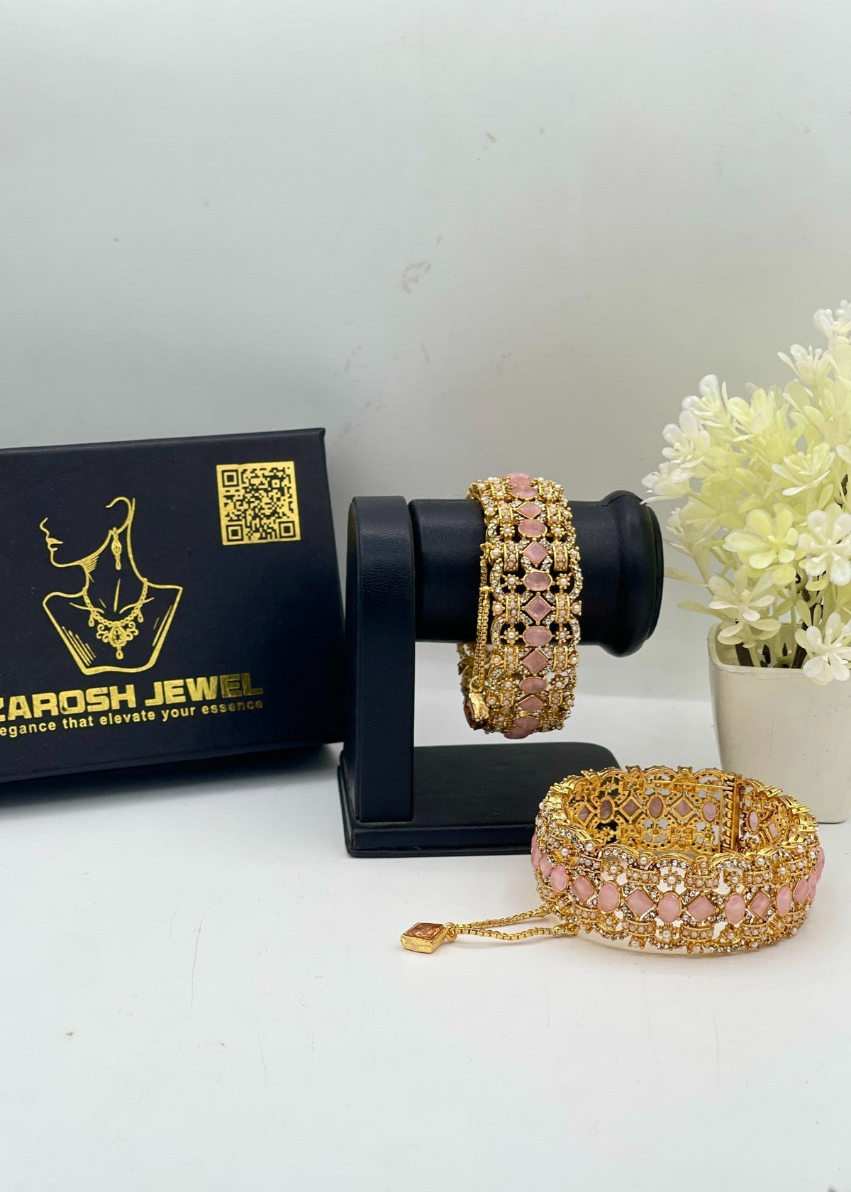 Shop the Humaira Openable Bangle Set from Zarosh Jewel