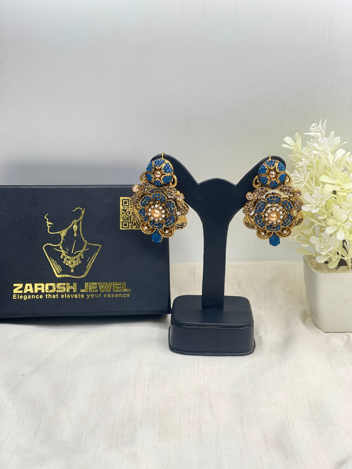 Shop the Ifrah Vintage Classics from Zarosh Jewel