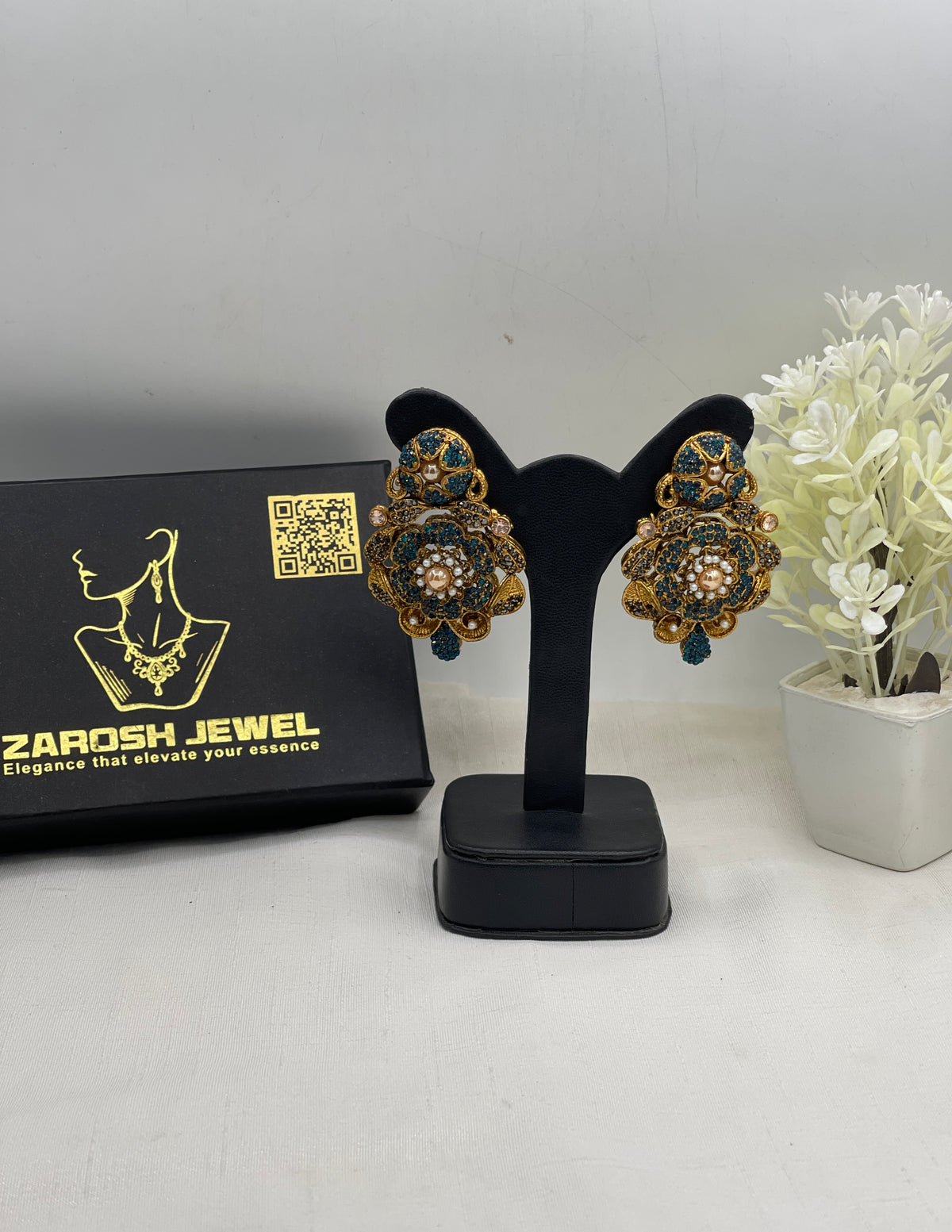 Shop the Ifrah Vintage Classics from Zarosh Jewel