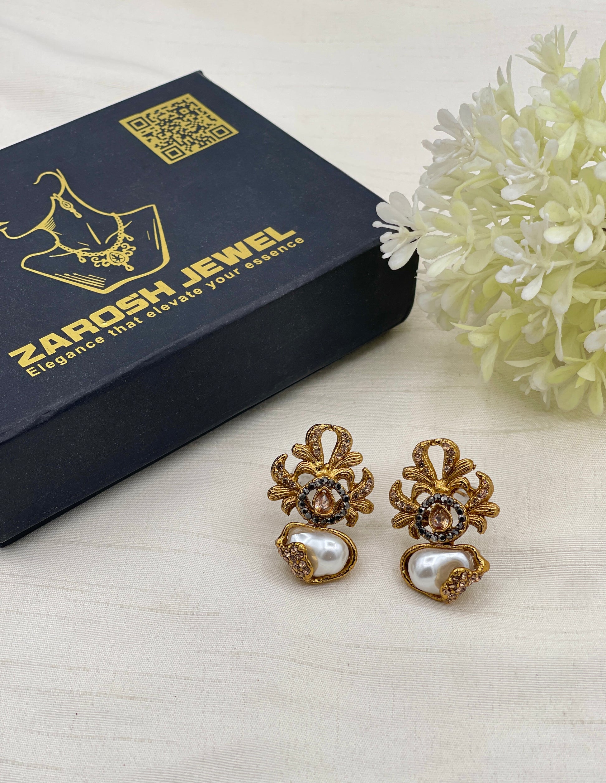 Inas Premium Earring