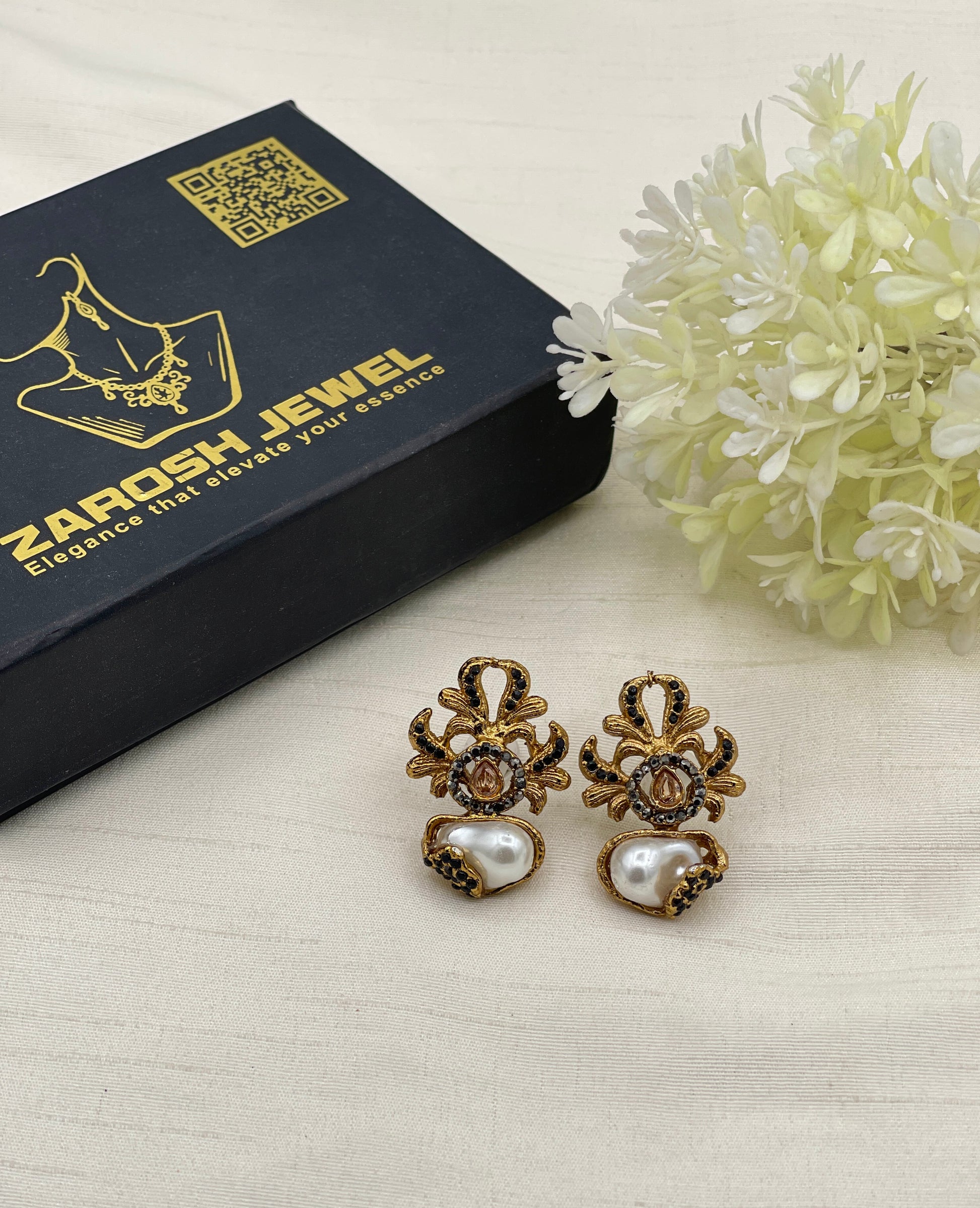 Inas Premium Earring