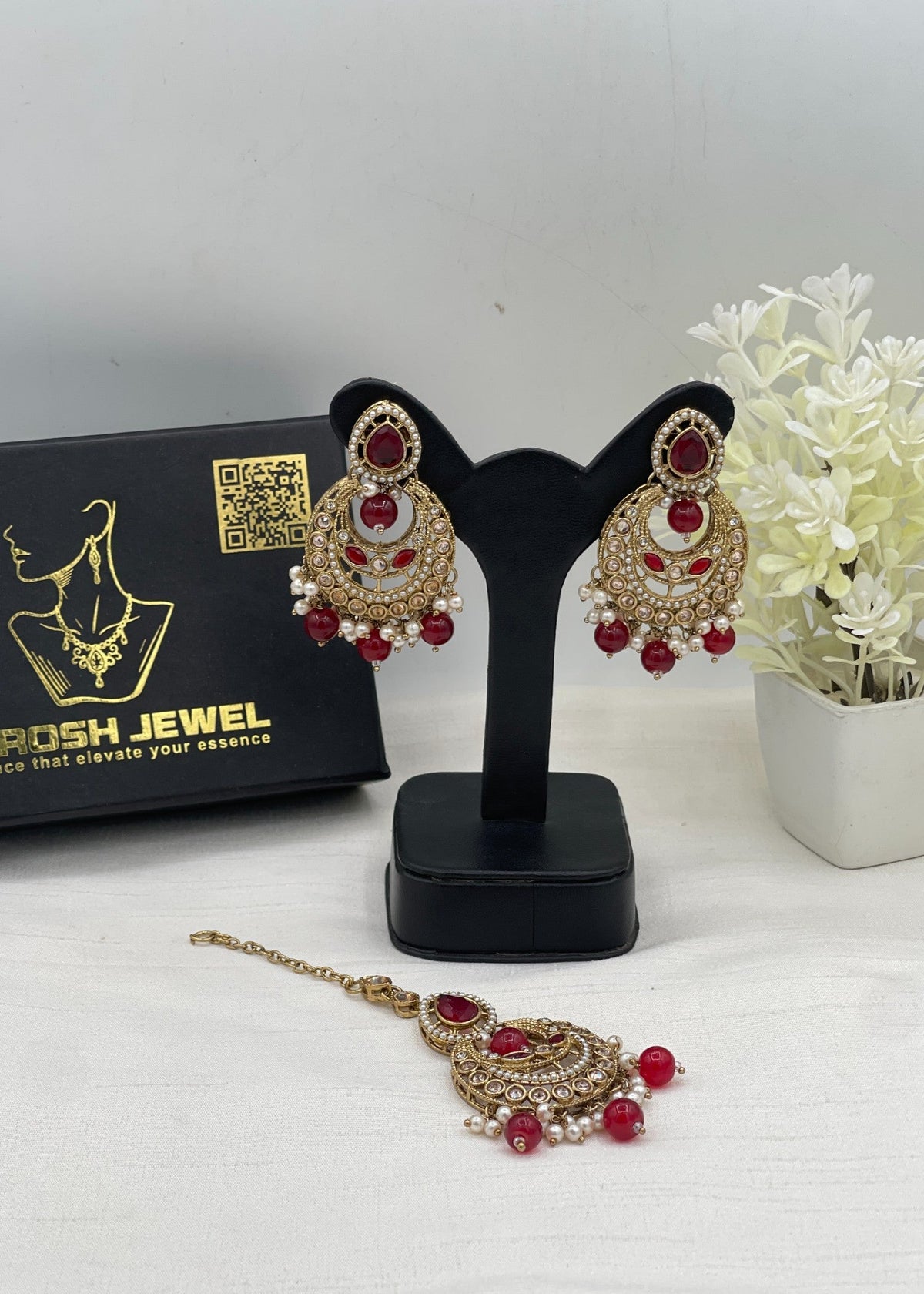 Shop the Inshirah Heritage Earring Tikka from Zarosh Jewel